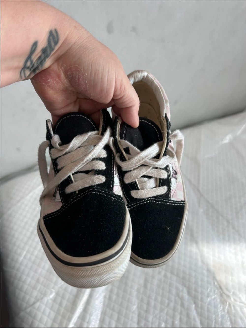 Kids Black and Pink Low-Top Sneakers - vans